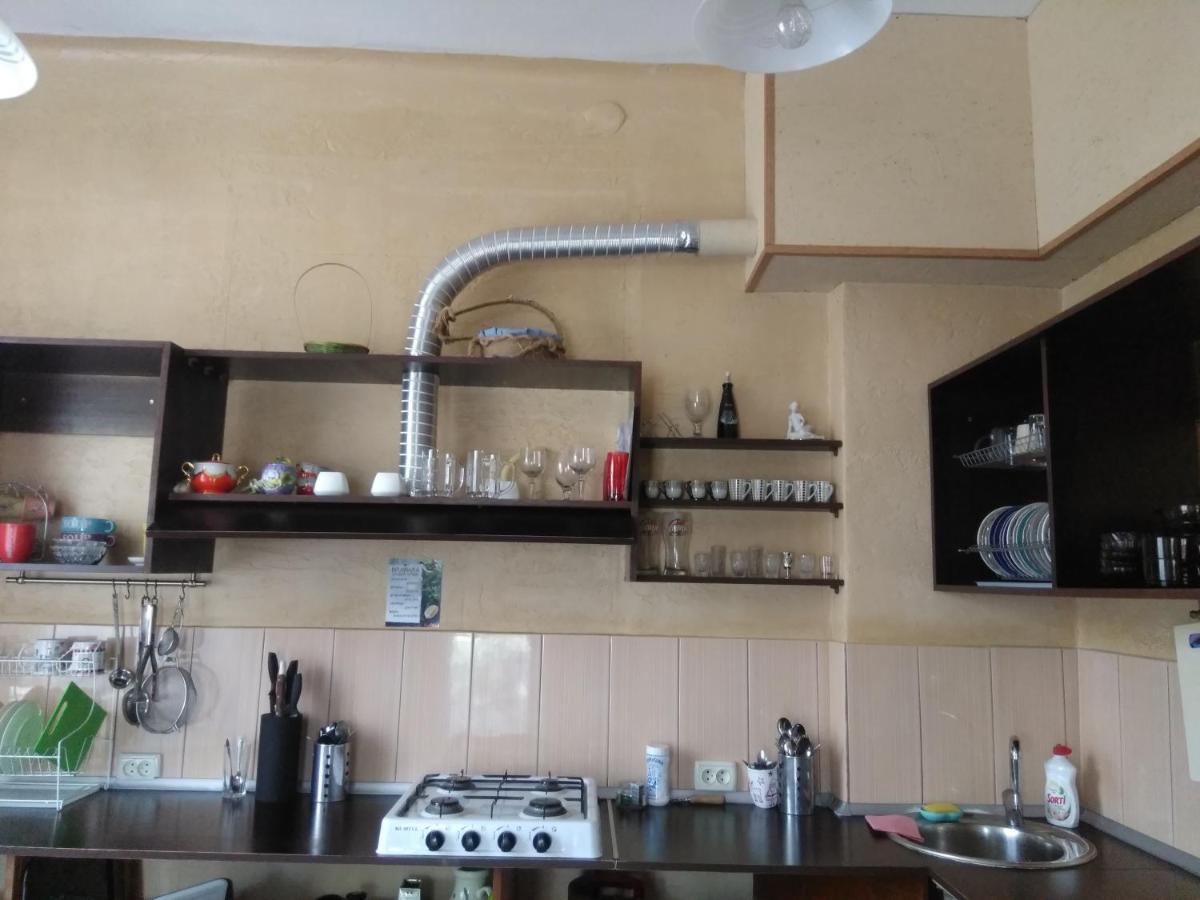 苏呼米 Гостевой Дом Ксения酒店 外观 照片